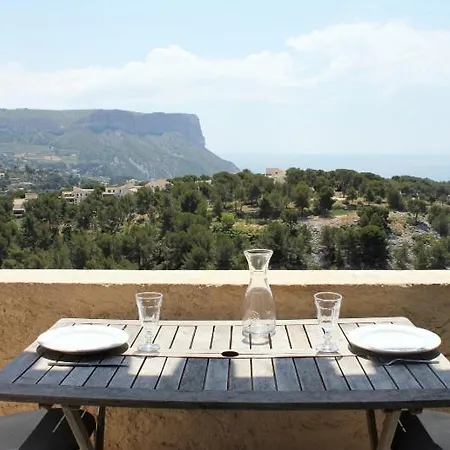 Cassis. Cote Provence Semesterbostad